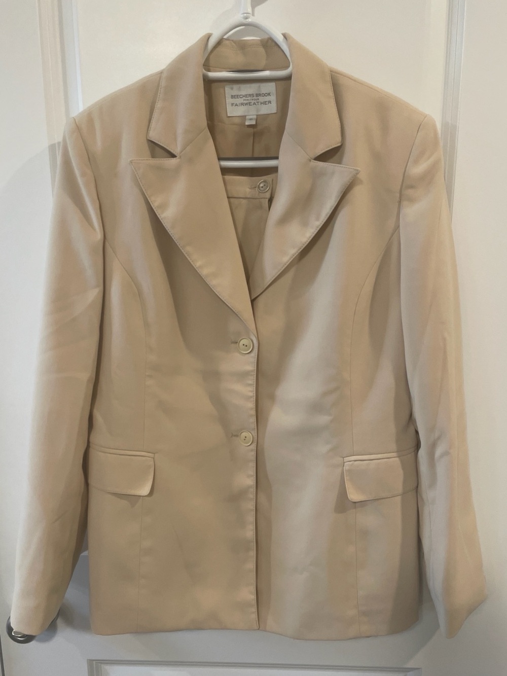 Brooks Brothers Tan Women's Suit. Blazer size 10, skirt size 12 - Picture 2 of 6